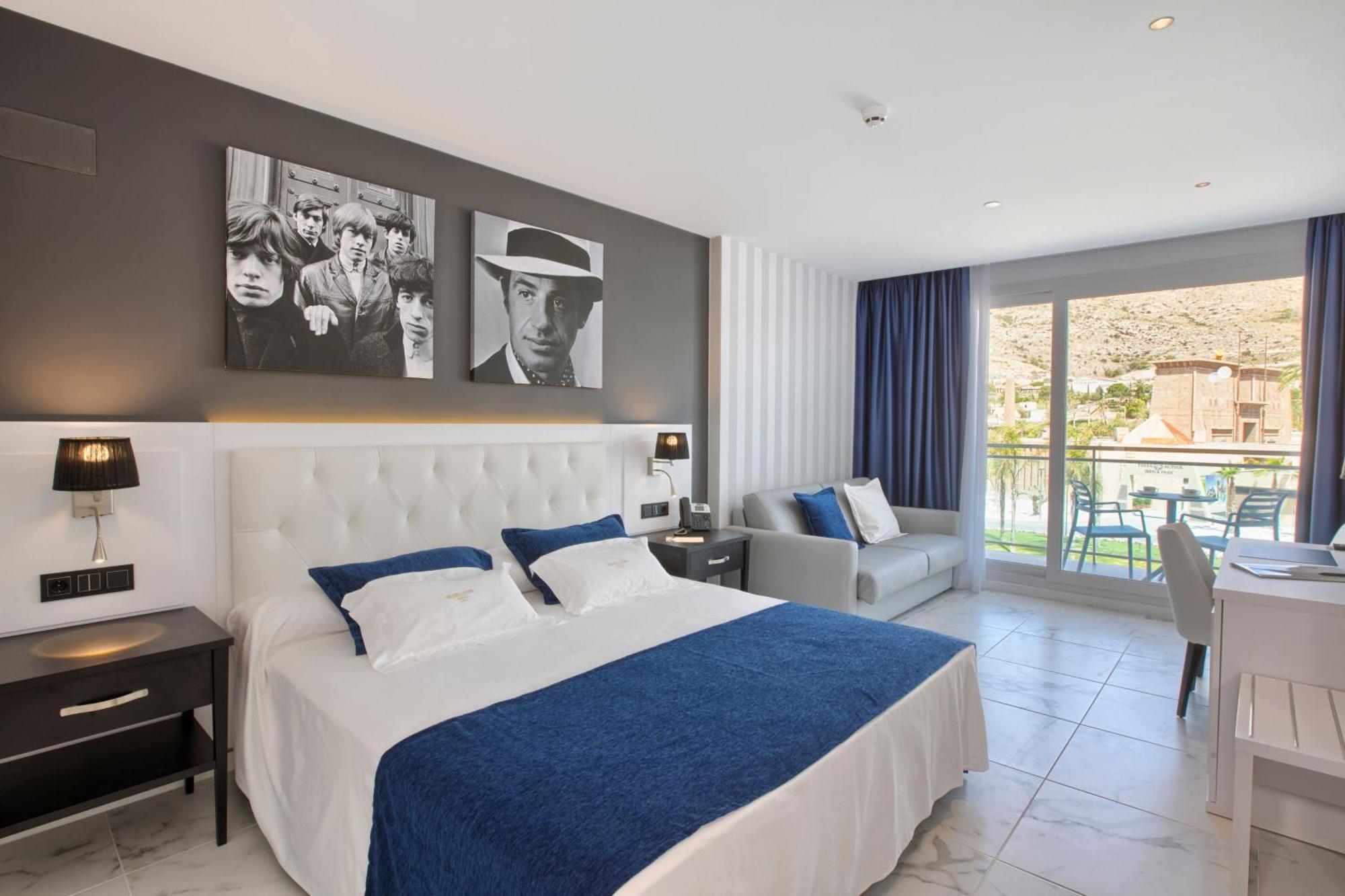 Hotel Grand Luxor